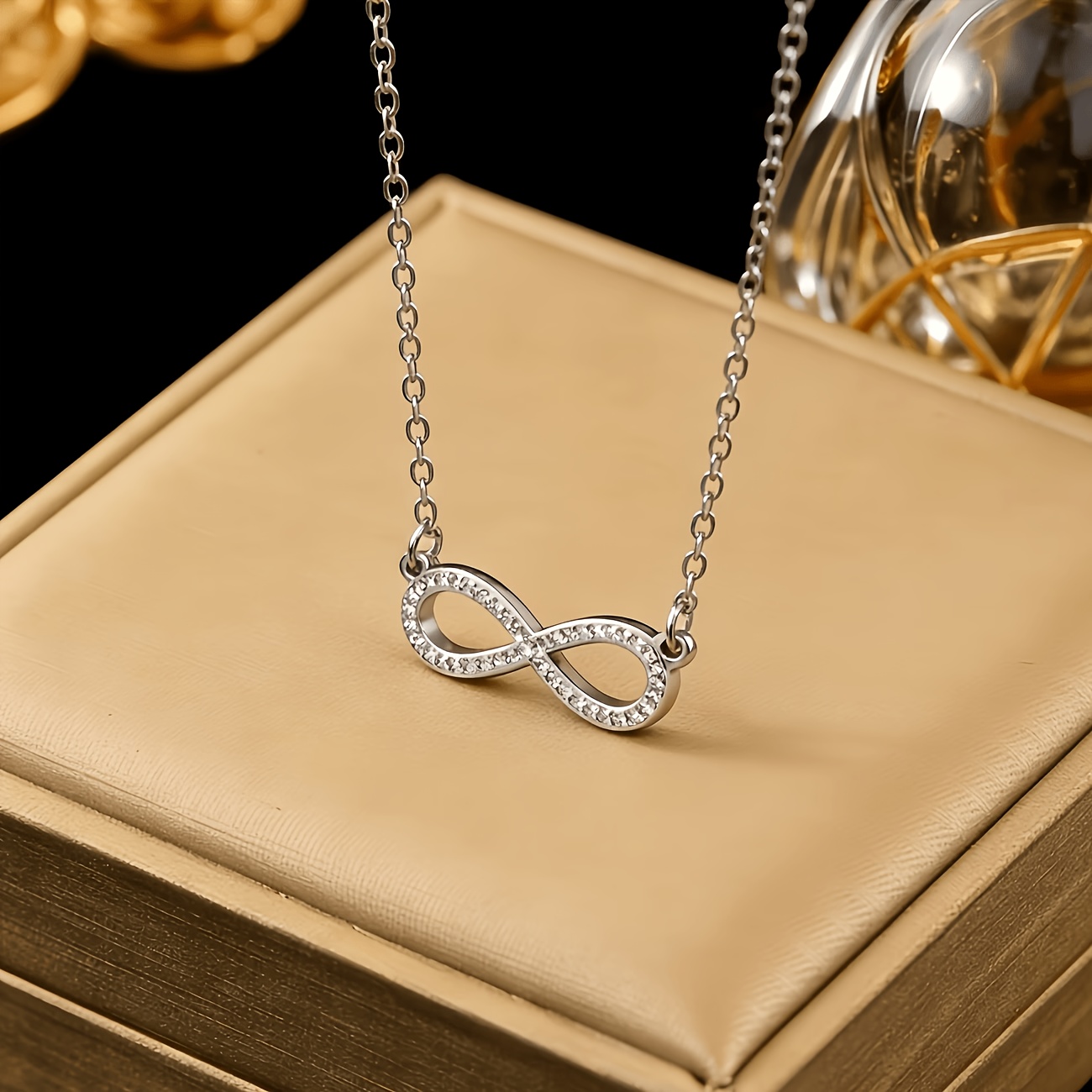 316L Stainless Steel Infinite Loop Shiny Necklace